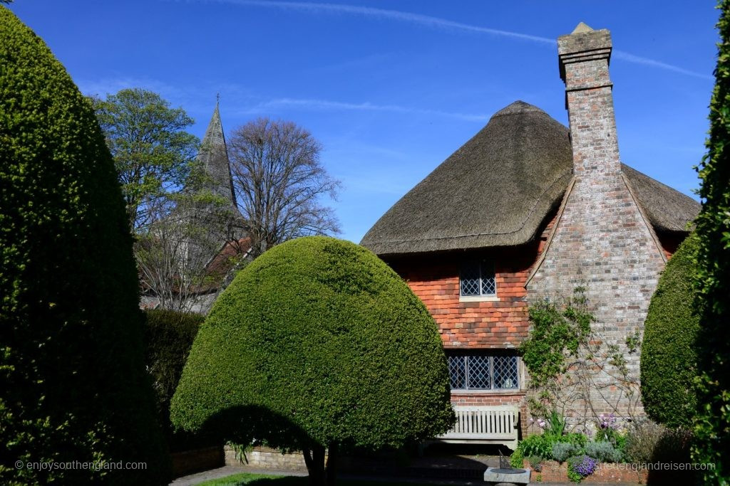 Clergy House in Alfriston (East Sussex), the first property to be acquired by the National Trust