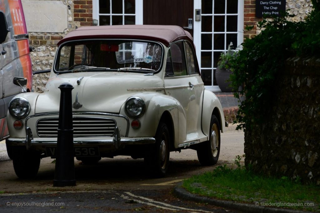 Just a quick snapshot – although there are quite a lot of beautifully maintained classic cars around anyway