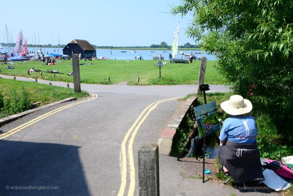 It is absolutely beautiful here in Bosham – no wonder the village attracts painters and artists too.
