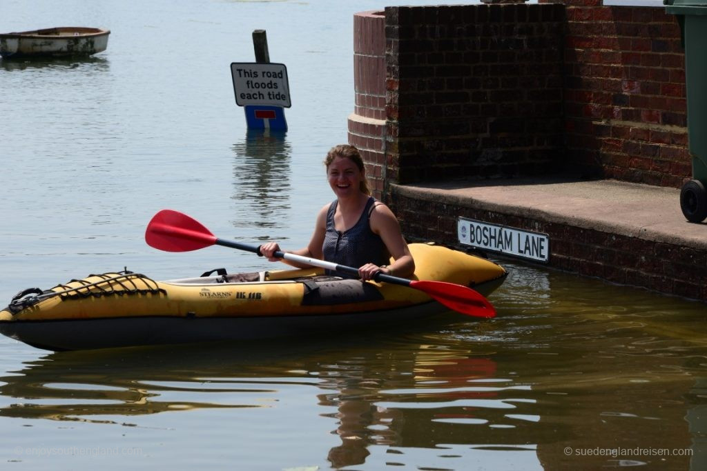 Cars were parked here just 15 minutes ago – the boat is now definitely the better vehicle.