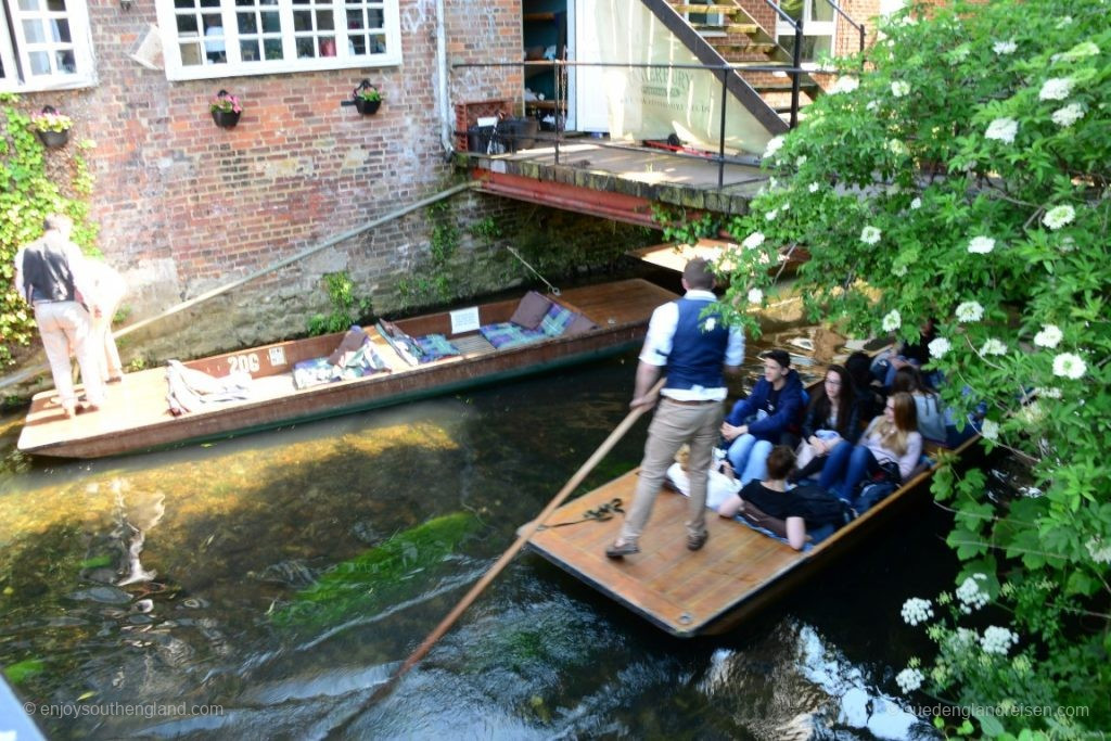 A somewhat unconventional boat trip