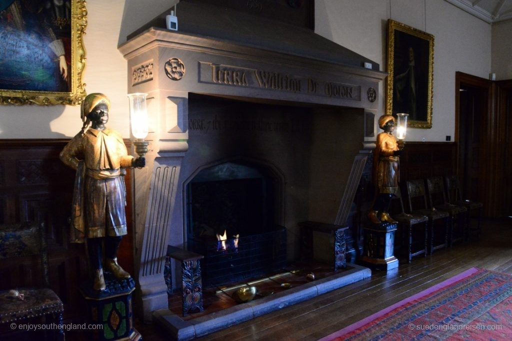 Not entirely politically correct by today's standards: the coloured lamp men