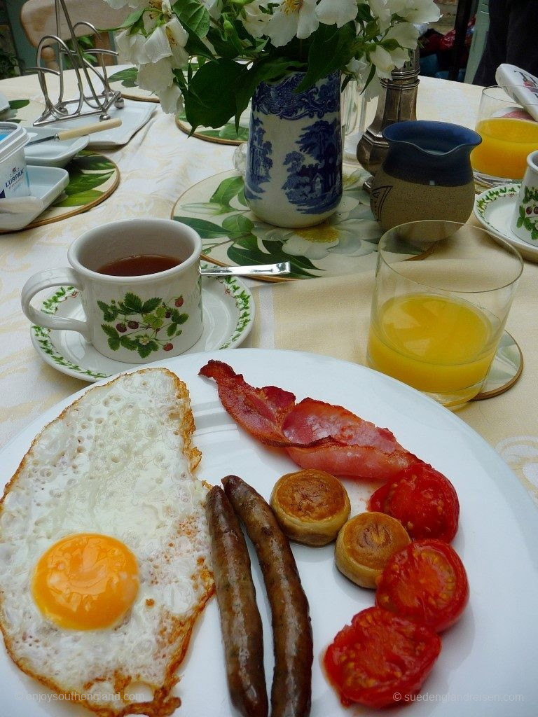 A not-full English breakfast- the Baked Beans are missing