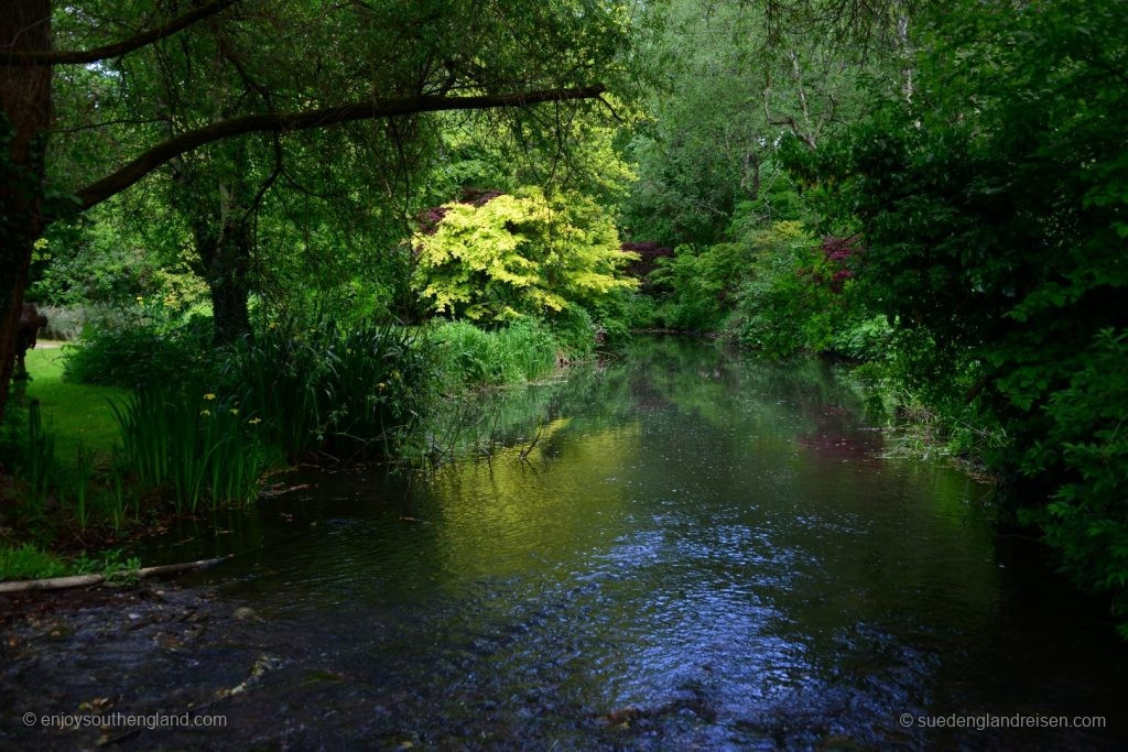 Abbey House Gardens – in the landscaped garden on the River Avon