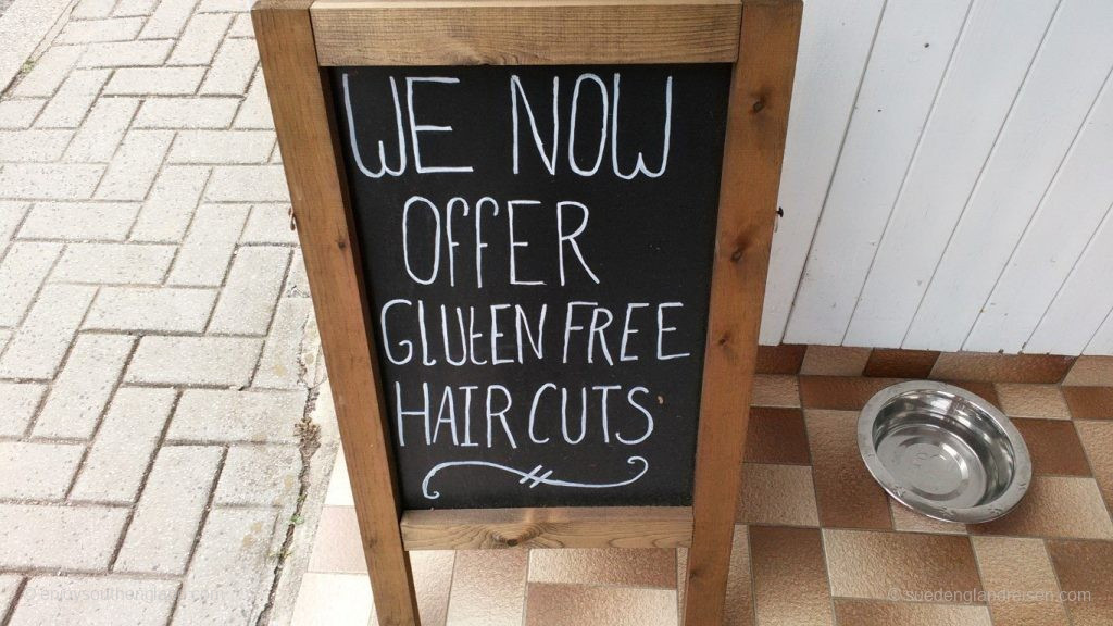 This hairdresser offers not only ordinary haircuts – but gluten-free ones too!