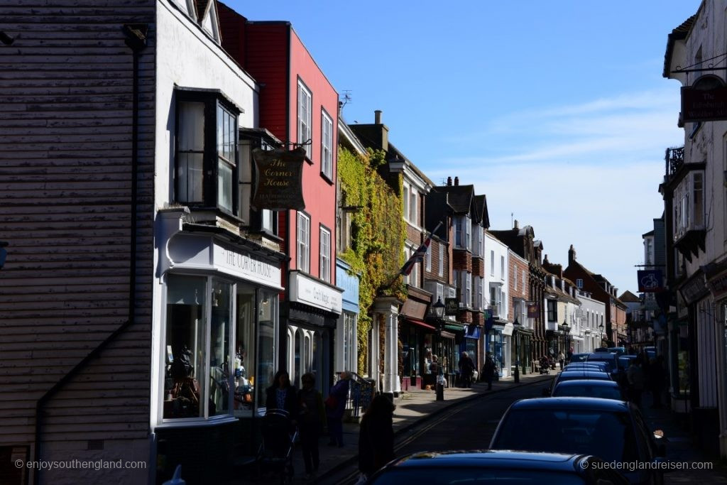 Rye High Street in the morning – still completely free of tourists