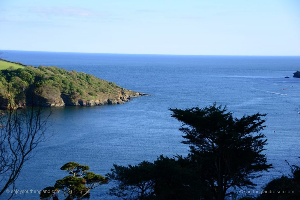 The mouth of the English Channel at Salcombe (Devon)