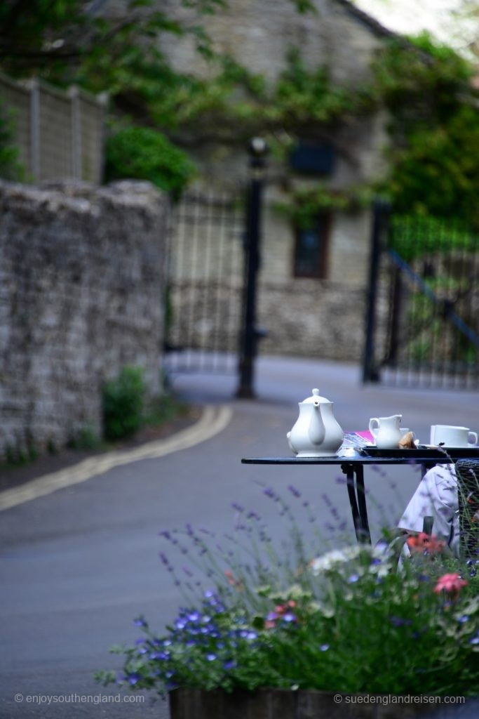 Castle Combe – at the Tea Room
