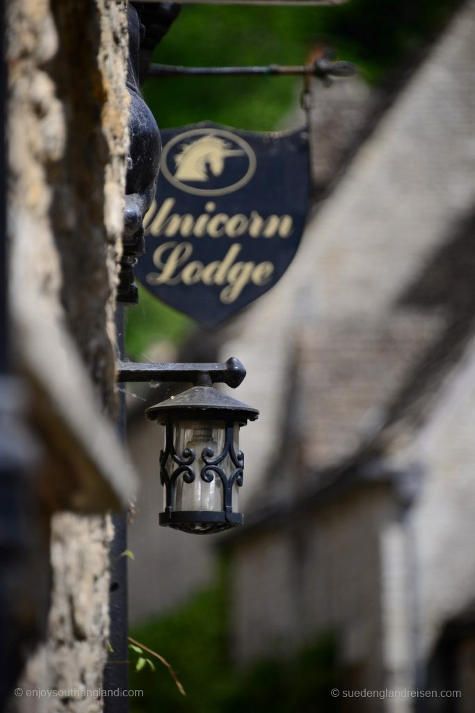 Castle Combe - Details