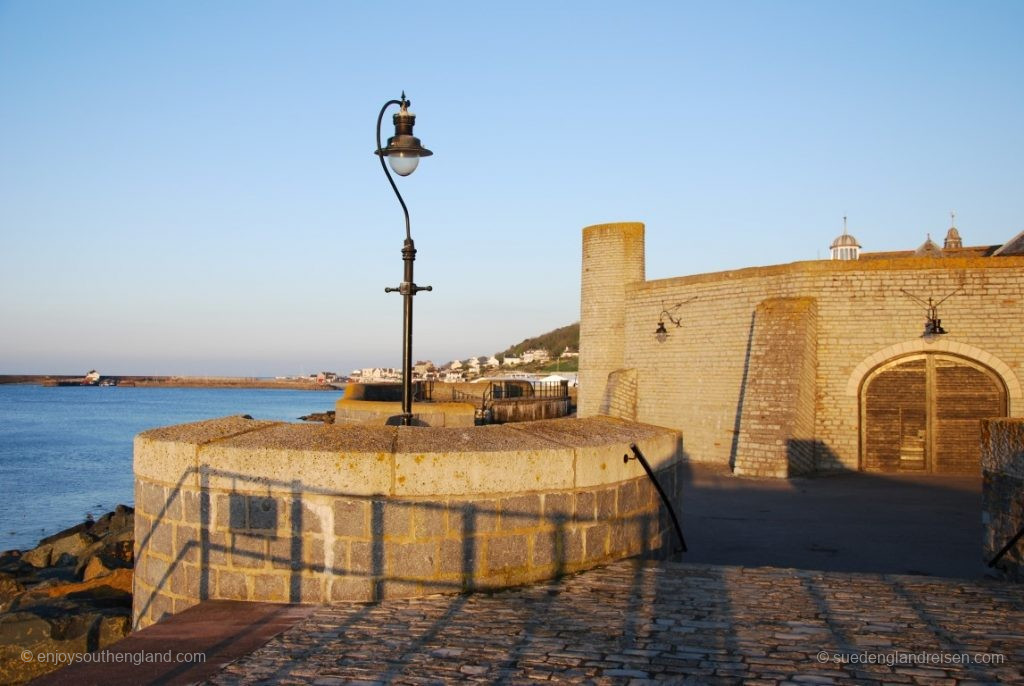 Lyme Regis – Sea Defences in the old town