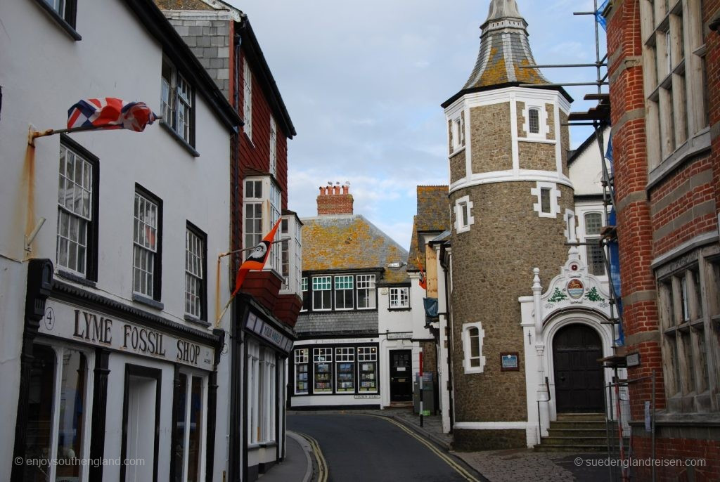 Lyme Regis – the very narrow old town