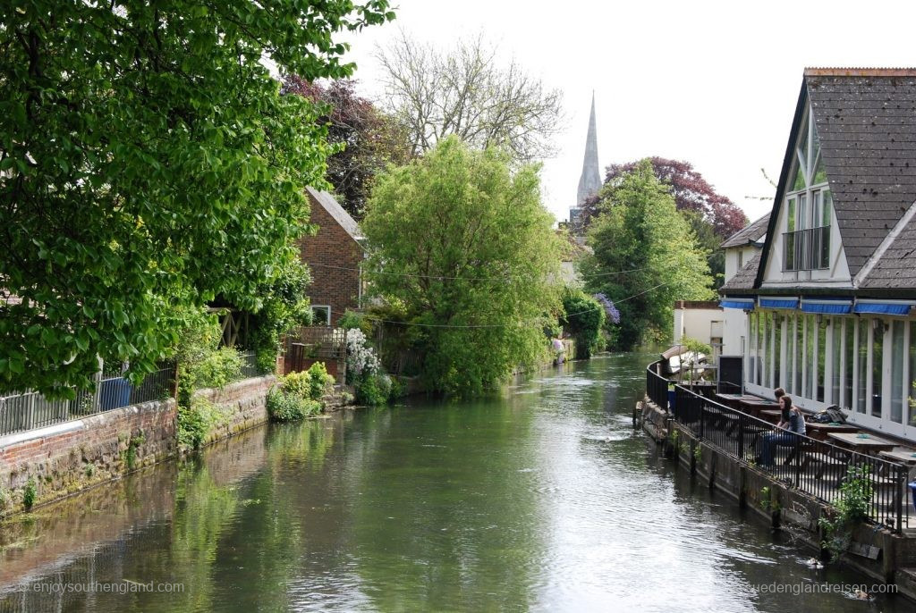 at the river in Salisbury (Wiltshire)