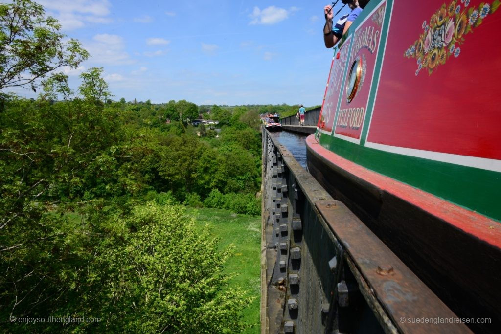 Wales - Boat trip on the Pontcycyllte Aqueduct 