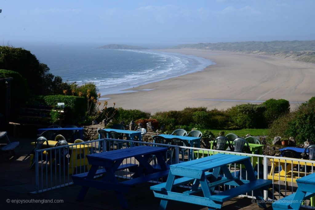  Rhossili Bay – seemingly endless sandy beaches 