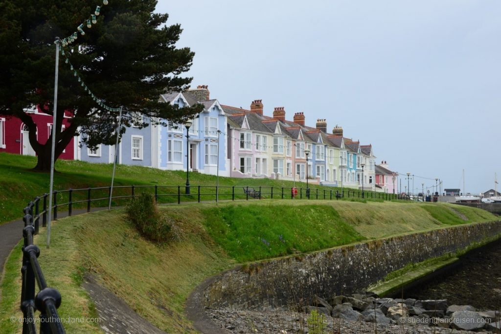 Aberaeron with its colorful houses